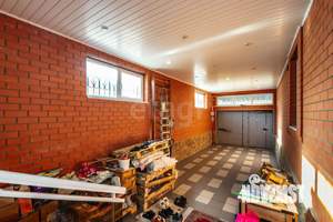 Дом 565м², 3-этажный, участок 2 сот.  