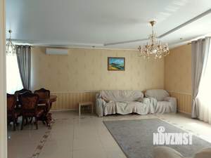 Дом 240м², 3-этажный, участок 3 сот.  