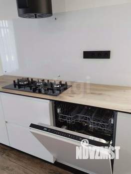 Дом 142м&sup2;, 1-этажный, участок 6 сот.  