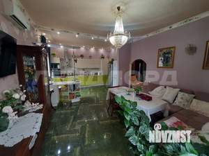 Дом 133м&sup2;, 2-этажный, участок 3 сот.  