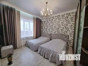 Дом 260м², 3-этажный, участок 3 сот.  