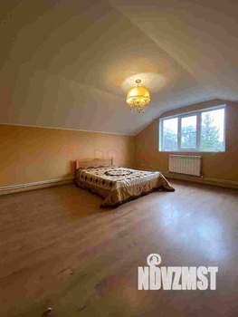Дом 150м², 2-этажный, участок 3 сот.  