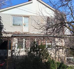 Дом 180м&sup2;, 2-этажный, участок 7 сот.  