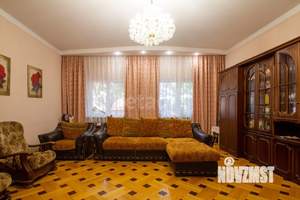 Дом 121м&sup2;, 1-этажный, участок 3 сот.  