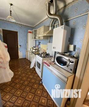 Дом 162м&sup2;, 2-этажный, участок 4 сот.  