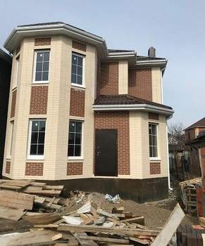 Дом 145м&sup2;, 2-этажный, участок 3 сот.  