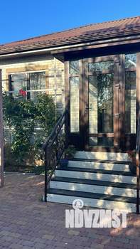 Дом 100м&sup2;, 1-этажный, участок 4 сот.  