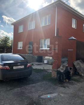 Дом 200м&sup2;, 2-этажный, участок 6 сот.  