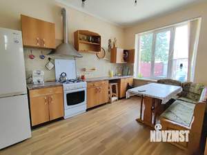 Дом 181м&sup2;, 2-этажный, участок 6 сот.  