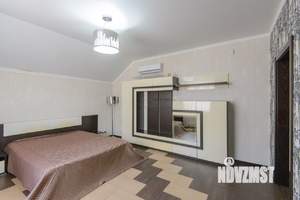 Дом 285м², 2-этажный, участок 3 сот.  