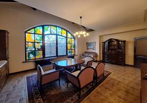 Дом 485м&sup2;, 2-этажный, участок 6 сот.  