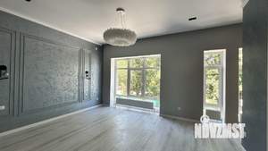 Дом 200м&sup2;, 2-этажный, участок 3 сот.  