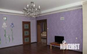 Дом 280м&sup2;, 2-этажный, участок 6 сот.  