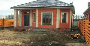 Дом 100м&sup2;, 1-этажный, участок 5 сот.  