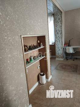 Дом 220м&sup2;, 2-этажный, участок 6 сот.  