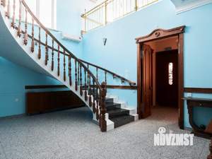 Дом 428м&sup2;, 3-этажный, участок 9 сот.  