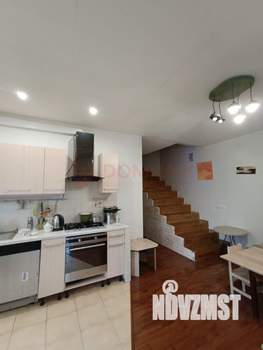 Дом 300м², 2-этажный, участок 4 сот.  