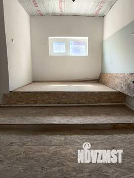 Дом 70м&sup2;, 2-этажный, участок 6 сот.  