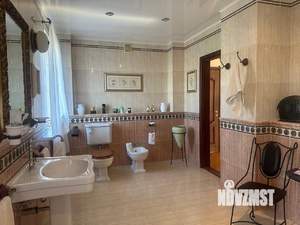 Дом 341м², 4-этажный, участок 6 сот.  