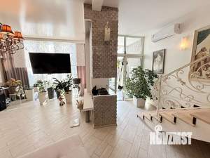 Дом 150м², 2-этажный, участок 3 сот.  