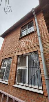 Дом 310м&sup2;, 2-этажный, участок 3 сот.  