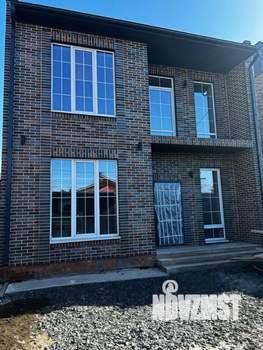 Дом 180м&sup2;, 2-этажный, участок 3 сот.  