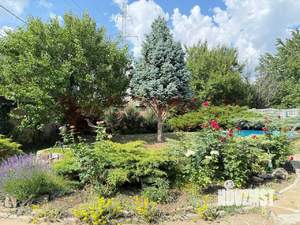 Дом 240м², 2-этажный, участок 6 сот.  