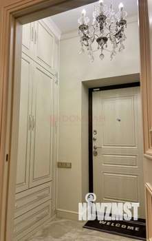 Дом 200м&sup2;, 2-этажный, участок 5 сот.  