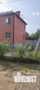 Дом 204м&sup2;, 2-этажный, участок 3 сот.  