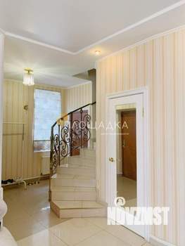Дом 240м², 2-этажный, участок 3 сот.  