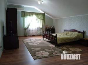 Дом 323м², 3-этажный, участок 10 сот.  