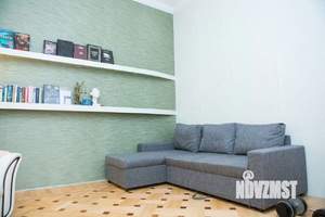 Дом 300м&sup2;, 2-этажный, участок 5 сот.  