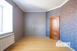 Дом 235м&sup2;, 2-этажный, участок 8 сот.  