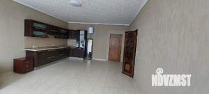 Дом 250м&sup2;, 2-этажный, участок 3 сот.  