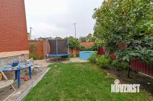 Дом 242м&sup2;, 2-этажный, участок 3 сот.  