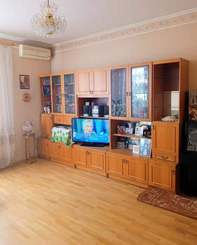 Дом 180м², 2-этажный, участок 4 сот.  