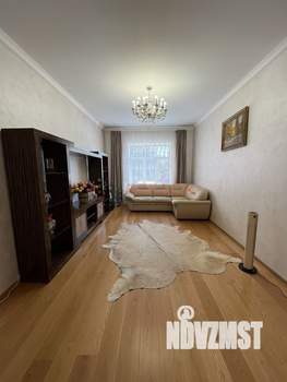 Дом 270м², 2-этажный, участок 3 сот.  