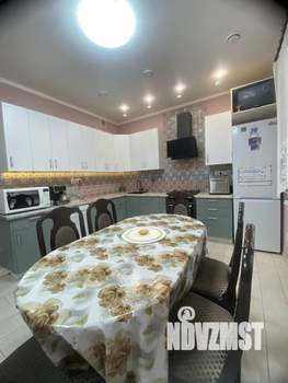 Дом 140м&sup2;, 2-этажный, участок 2 сот.  