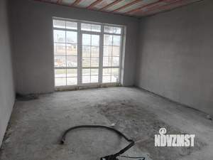 Дом 210м&sup2;, 2-этажный, участок 3 сот.  