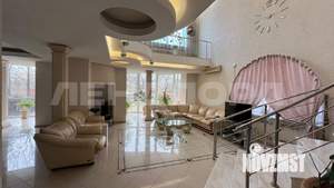 Дом 506м&sup2;, 3-этажный, участок 7 сот.  