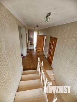 Дом 360м², 2-этажный, участок 6 сот.  