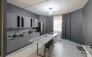 Дом 350м&sup2;, 3-этажный, участок 5 сот.  