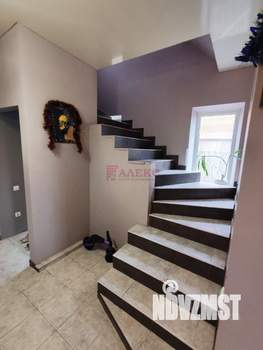 Дом 246м&sup2;, 3-этажный, участок 3 сот.  