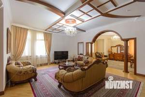 Дом 450м², 2-этажный, участок 819 сот.  