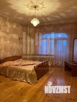 Дом 450м², 3-этажный, участок 5 сот.  