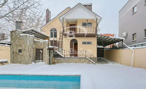 Дом 157м&sup2;, 2-этажный, участок 5 сот.  