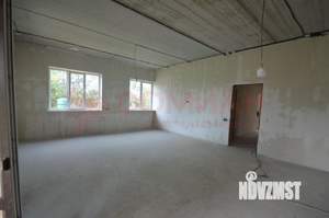 Дом 216м&sup2;, 2-этажный, участок 3 сот.  