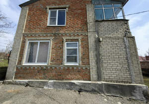 Дом 67м&sup2;, 2-этажный, участок 4 сот.  