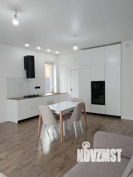 Дом 142м&sup2;, 1-этажный, участок 6 сот.  