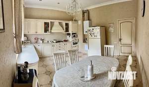 Дом 141м&sup2;, 2-этажный, участок 3 сот.  